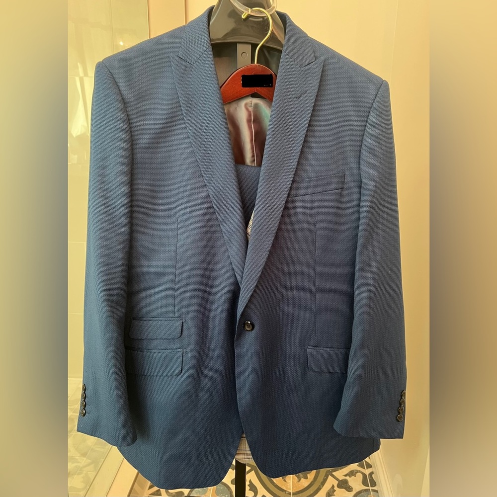 VITALI 3 Piece Mens Suit